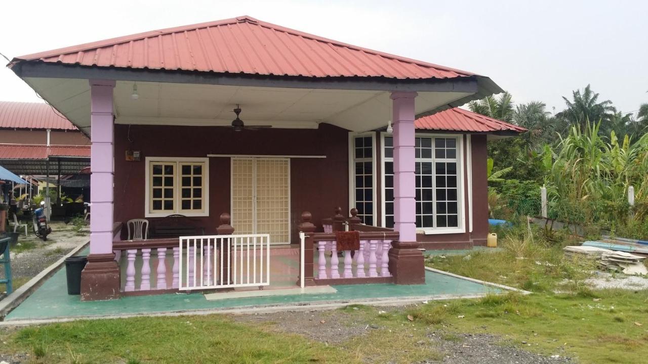 De Sabil Homestay Teluk Panglima Garang Ngoại thất bức ảnh