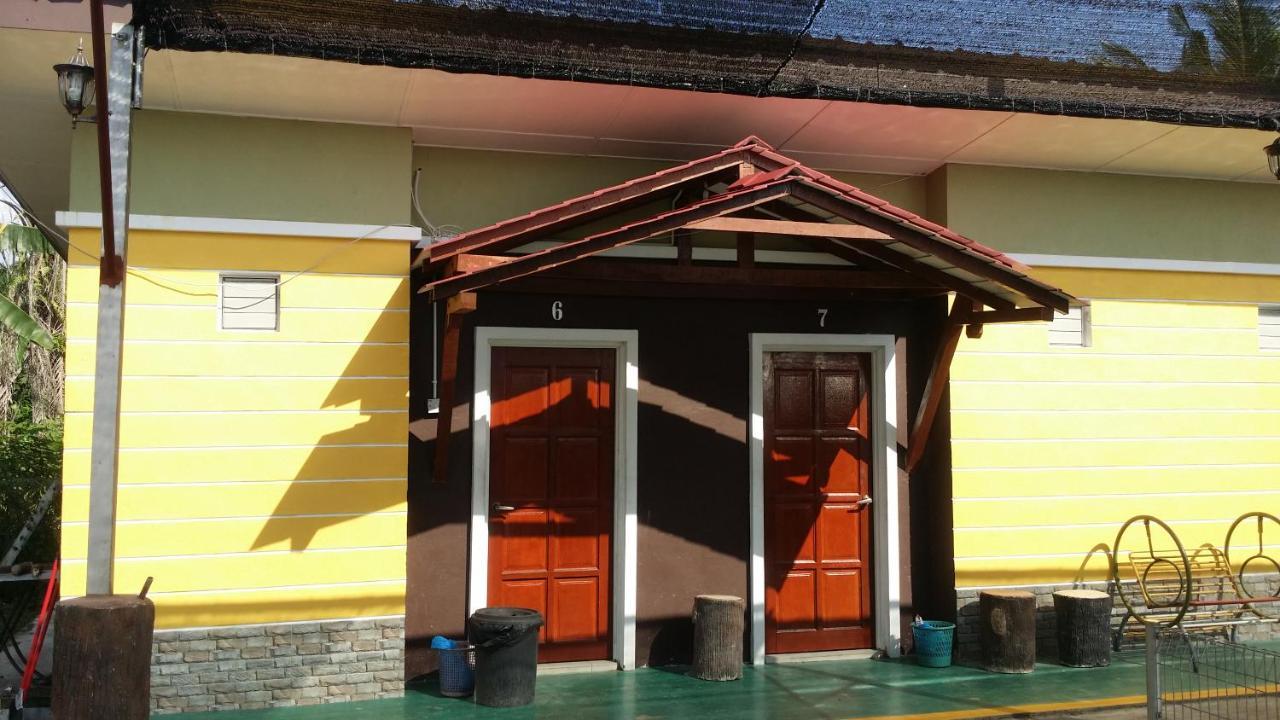 De Sabil Homestay Teluk Panglima Garang Ngoại thất bức ảnh